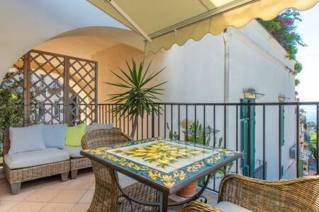 Casetta Belvedere Naples Extérieur photo